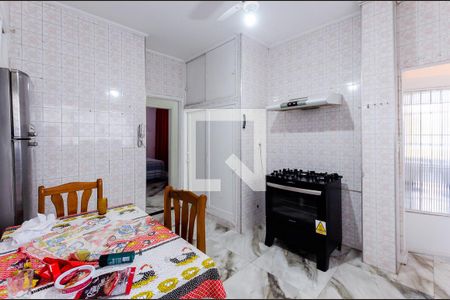 Apartamento para alugar com 192m², 3 quartos e 2 vagas Apartamento para alugar com 192m², 3 quartos e 2 vagasCozinha