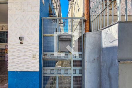 Entrada vila de casa para alugar com 1 quarto, 35m² em Madureira, Rio de Janeiro