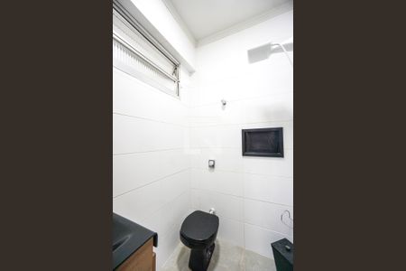 Casa para alugar com 200m², 3 quartos e 3 vagas Casa para alugar com 200m², 3 quartos e 3 vagasBanheiro de serviço