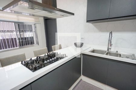 Casa para alugar com 200m², 3 quartos e 3 vagas Casa para alugar com 200m², 3 quartos e 3 vagasCooktop e pia