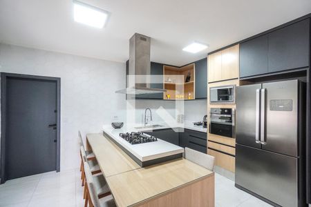 Casa para alugar com 200m², 3 quartos e 3 vagas Casa para alugar com 200m², 3 quartos e 3 vagasCozinha