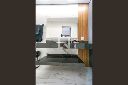 Casa para alugar com 200m², 3 quartos e 3 vagas Casa para alugar com 200m², 3 quartos e 3 vagasBanheiro da suíte