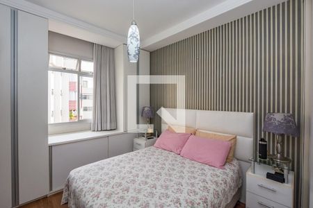 Suíte de apartamento para alugar com 2 quartos, 95m² em Estoril, Belo Horizonte