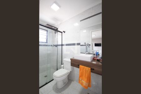 Casa à venda com 180m², 3 quartos e 2 vagas Casa à venda com 180m², 3 quartos e 2 vagasBanheiro da Suíte 2