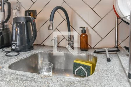 Studio à venda com 27m², 1 quarto e sem vaga Studio à venda com 27m², 1 quarto e sem vagaCozinha e Área de Serviço