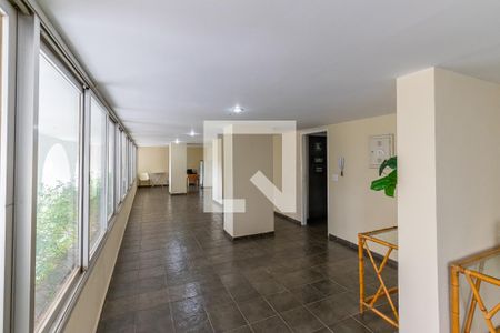 Studio à venda com 45m², 1 quarto e sem vaga Studio à venda com 45m², 1 quarto e sem vagaÁrea comum - Salão de festas