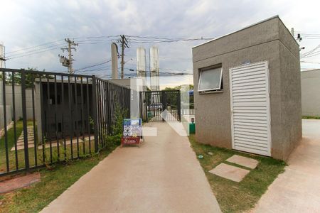 Apartamento à venda com 44m², 2 quartos e sem vaga Apartamento à venda com 44m², 2 quartos e sem vagaEntrada