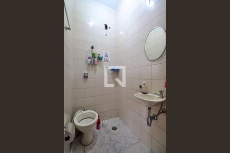 Casa para alugar com 520m², 4 quartos e sem vagaBanheiro de serviço