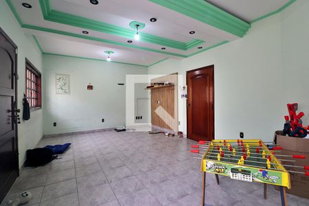 Sala de casa à venda com 4 quartos, 520m² em Santa Maria, Santo André