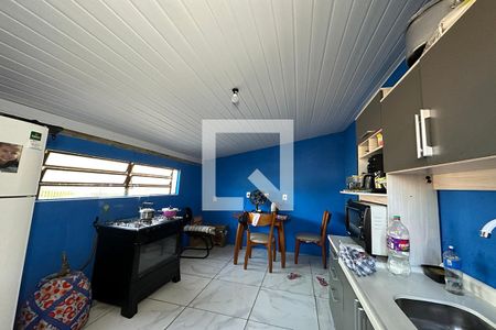 Casa à venda com 90m², 2 quartos e 2 vagasCozinha
