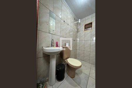 Banheiro de casa à venda com 2 quartos, 90m² em Santos Dumont, São Leopoldo