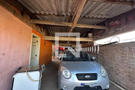 Garagem de casa à venda com 2 quartos, 90m² em Santos Dumont, São Leopoldo