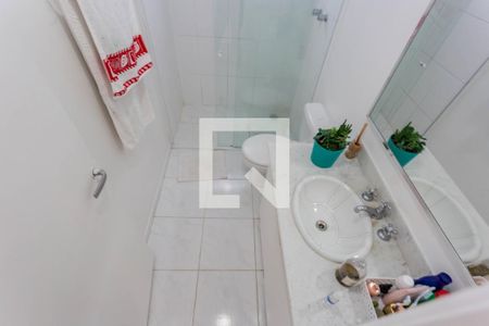 Casa à venda com 180m², 4 quartos e 3 vagasBanheiro da Suíte