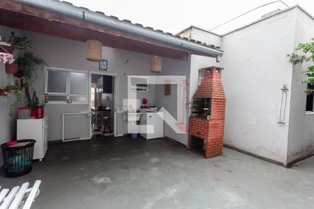 Casa à venda com 180m², 4 quartos e 3 vagasQuintal