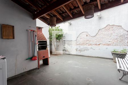 Casa à venda com 180m², 4 quartos e 3 vagasQuintal