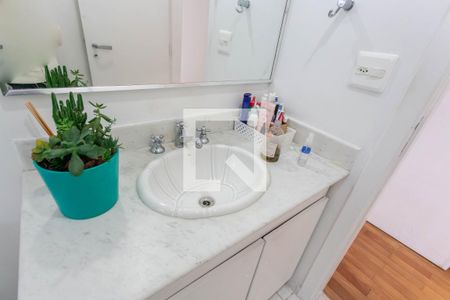 Casa à venda com 180m², 4 quartos e 3 vagasBanheiro da Suíte