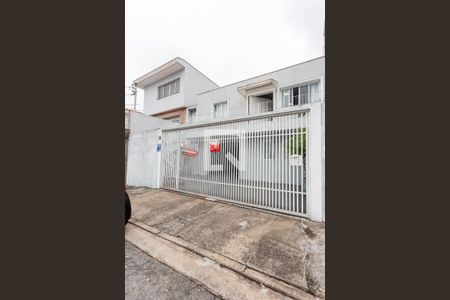 Casa à venda com 180m², 4 quartos e 3 vagasFachada