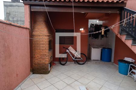 Casa à venda com 199m², 3 quartos e 2 vagasÁrea de Serviço e Churrasqueira