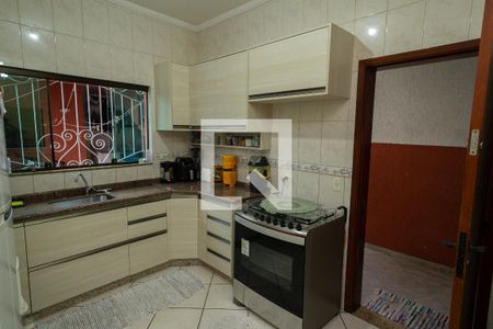 Casa à venda com 199m², 3 quartos e 2 vagasCozinha