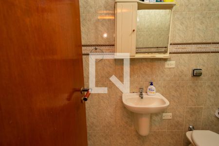 Casa à venda com 199m², 3 quartos e 2 vagasBanheiro Social