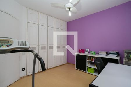 Apartamento à venda com 200m², 4 quartos e 2 vagasQuarto 1