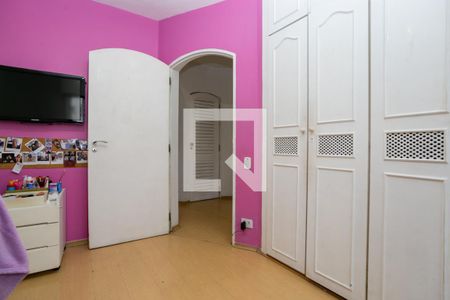 Apartamento à venda com 200m², 4 quartos e 2 vagasQuarto 2