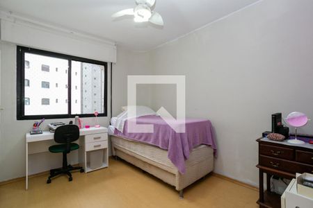 Apartamento à venda com 200m², 4 quartos e 2 vagasQuarto 2