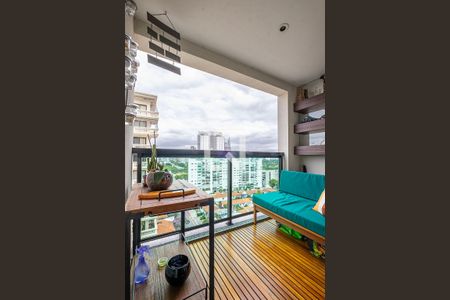 Sala/Cozinha - Varanda de apartamento à venda com 1 quarto, 43m² em Pinheiros, São Paulo