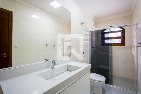 Casa à venda com 320m², 3 quartos e 5 vagasBanheiro do quarto 3