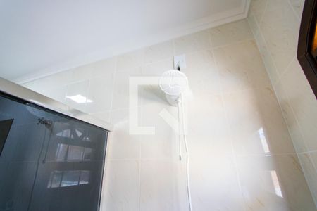 Casa à venda com 320m², 3 quartos e 5 vagasBanheiro do quarto 3