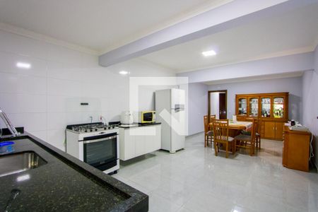 Casa à venda com 320m², 3 quartos e 5 vagasCozinha