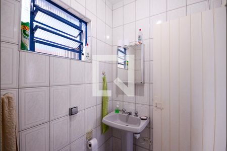 Casa à venda com 85m², 2 quartos e 6 vagas Casa à venda com 85m², 2 quartos e 6 vagasBanheiro