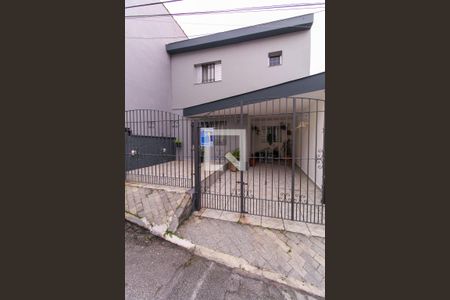 Casa para alugar com 200m², 4 quartos e 2 vagasFachada