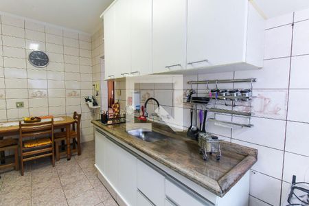 Casa para alugar com 200m², 4 quartos e 2 vagasCozinha