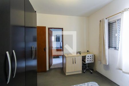 Casa para alugar com 200m², 4 quartos e 2 vagasQuarto 2 - Suíte