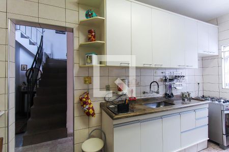 Casa para alugar com 200m², 4 quartos e 2 vagasCozinha