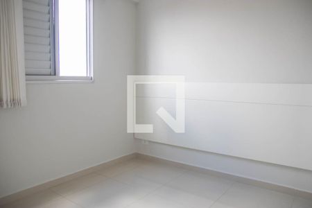 Quarto 1 de apartamento para alugar com 2 quartos, 44m² em Vila Gustavo, São Paulo