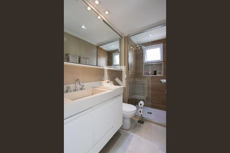 Apartamento para alugar com 96m², 2 quartos e 2 vagas Apartamento para alugar com 96m², 2 quartos e 2 vagasBanheiro da Suíte