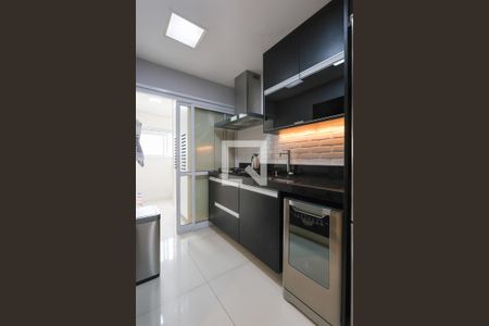 Apartamento para alugar com 96m², 2 quartos e 2 vagas Apartamento para alugar com 96m², 2 quartos e 2 vagasCozinha