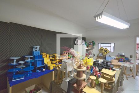 Casa à venda com 578m², 7 quartos e 8 vagasQuarto 1  do Salão/Garagem