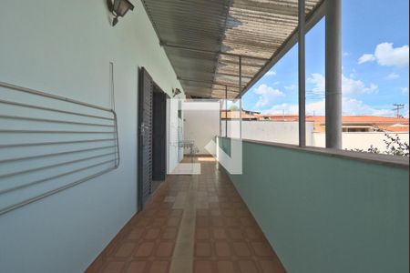 Casa à venda com 578m², 7 quartos e 8 vagasQuintal interno - Acesso a varanda do quarto 2
