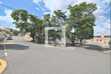 Casa à venda com 578m², 7 quartos e 8 vagasFachada