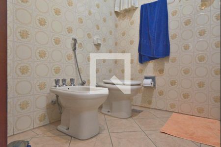 Casa à venda com 578m², 7 quartos e 8 vagasBanheiro Social