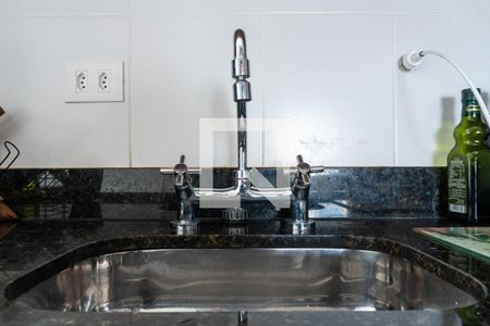 Apartamento à venda com 60m², 2 quartos e 2 vagasCozinha Detalhe