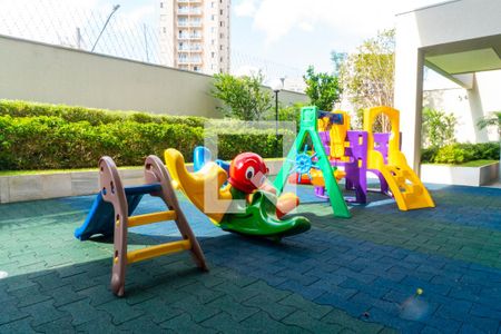 Apartamento à venda com 60m², 2 quartos e 2 vagasÁrea comum - Playground