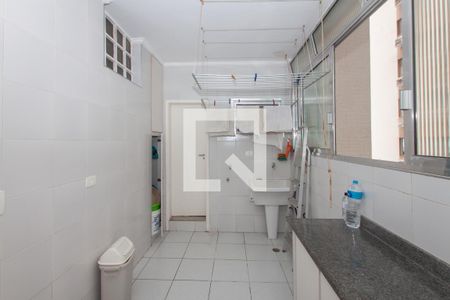 Apartamento para alugar com 145m², 3 quartos e 1 vagaÁrea de Serviço