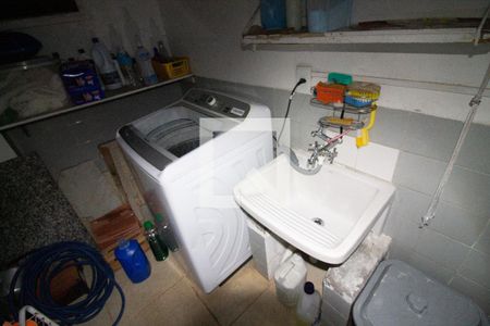 Casa à venda com 100m², 3 quartos e sem vagaÁrea de Serviço