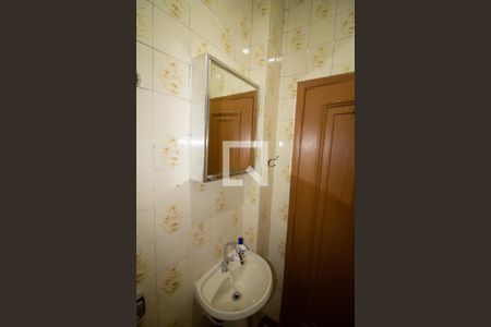 Casa à venda com 100m², 3 quartos e sem vagaBanheiro 1