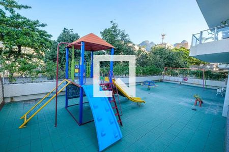 Apartamento para alugar com 110m², 2 quartos e 1 vagaÁrea Comum - Playground