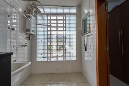 Apartamento para alugar com 110m², 2 quartos e 1 vagaÁrea de Serviço